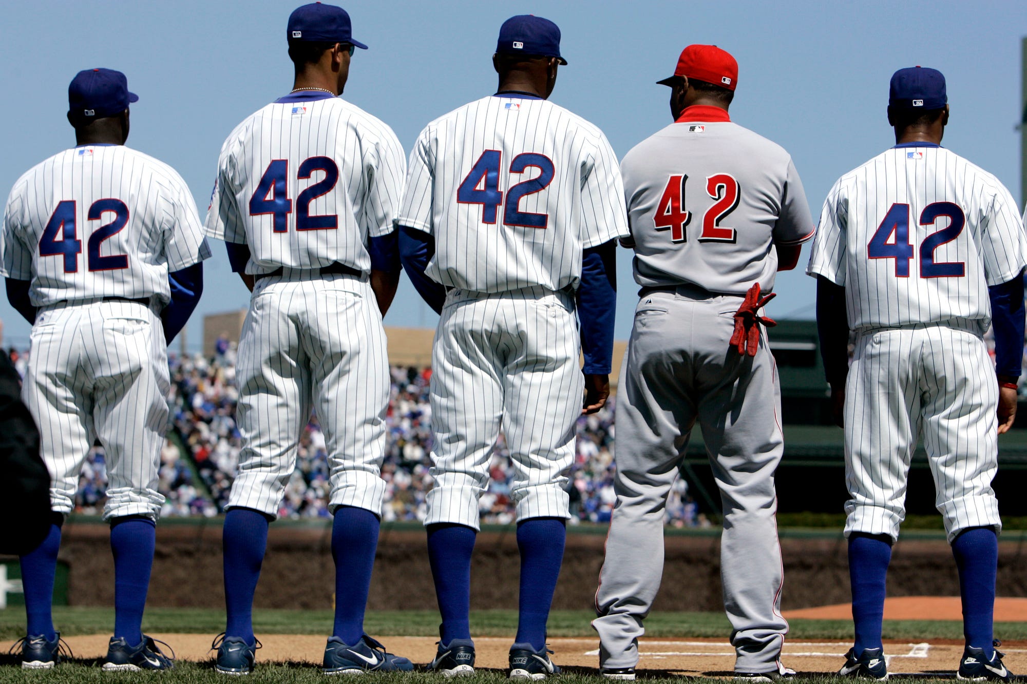 mlb players wearing 42